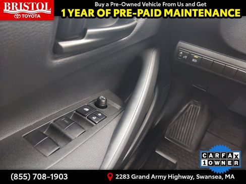 Used 2026 Toyota Corolla LE FWD image 18