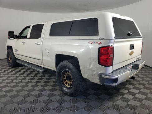Used 2014 Chevrolet Silverado 1500 High Country w/ High Country Premium Package image 6