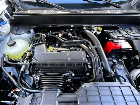 Used 2025 Ford Maverick XLT w/ Equipment Group 302A image 10