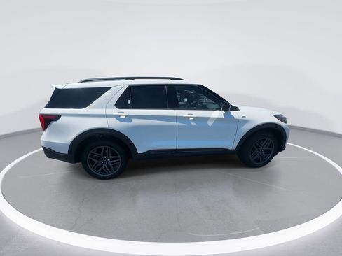 New 2026 Ford Explorer ST-Line AWD/4WD image 2
