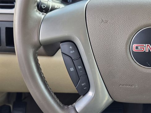 Used 2014 GMC Yukon XL SLT image 26