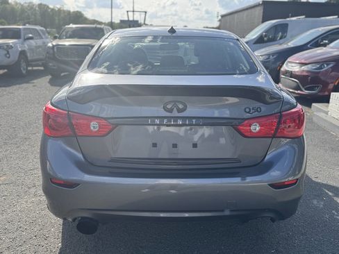 Used 2017 INFINITI Q50 Signature Edition w/ All Weather Package (L93) image 5