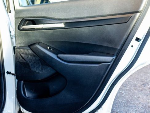 Used 2023 Kia Seltos LX image 18