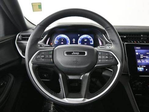 Used 2023 Jeep Grand Cherokee L Laredo AWD/4WD image 35