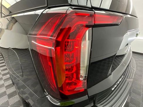 Used 2021 GMC Yukon XL Denali w/ Denali Premium Package AWD/4WD image 23