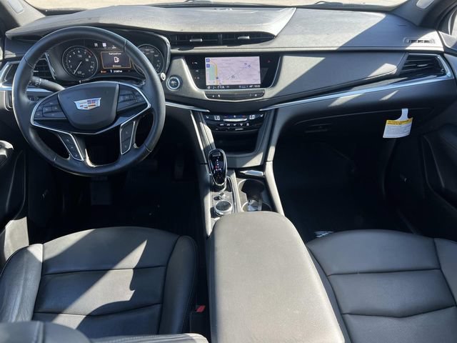 Certified 2025 Cadillac XT5 Premium Luxury w/ Technology Package AWD/4WD image 12
