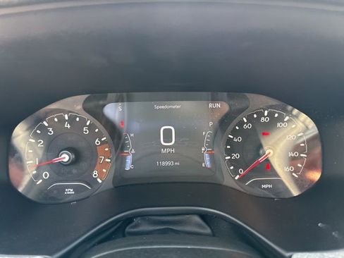 Used 2022 Jeep Compass Latitude w/ Sun and Sound Group image 21