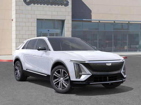 New 2026 Cadillac Lyriq Premium Luxury w/ LPO, Premium Carpet Package image 7