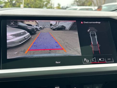 Used 2023 Audi Q4 e-tron Premium Plus w/ Premium Plus image 20