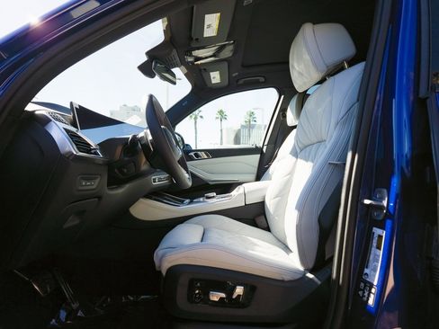 New 2026 BMW X5 M60i w/ Climate Comfort Package image 10