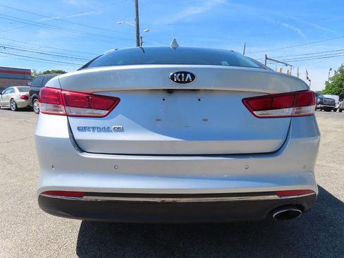 Used 2020 Kia Optima LX FWD image 7