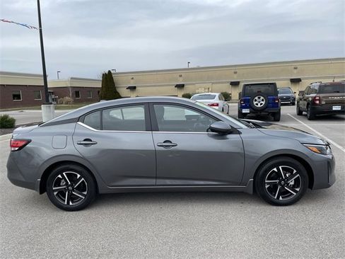 Used 2025 Nissan Sentra SV w/ All-Weather Package image 6