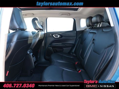Used 2022 Jeep Compass Trailhawk w/ Trailhawk Elite Group AWD/4WD image 6