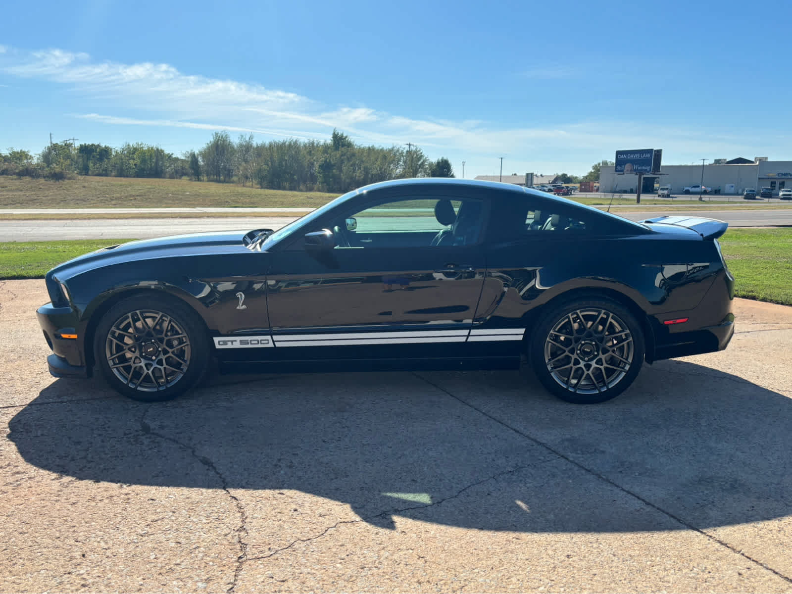 Used 2013 Ford Mustang Shelby GT500 RWD image 4