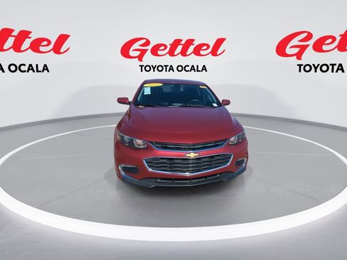 Used 2018 Chevrolet Malibu LT image 3