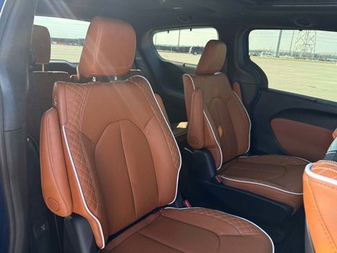 New 2026 Chrysler Pacifica Pinnacle image 20