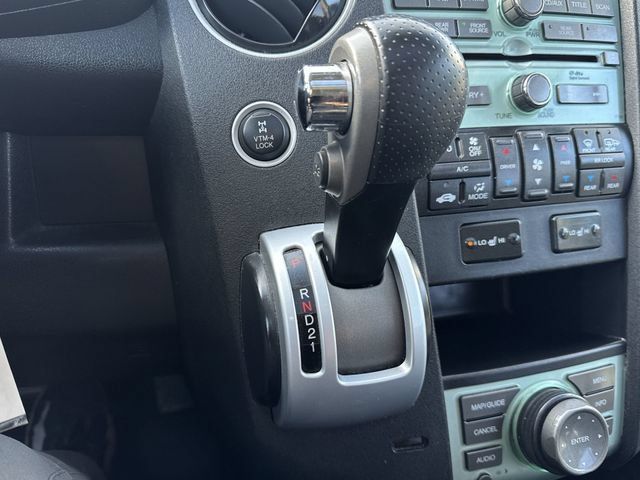 Used 2011 Honda Pilot Touring image 16
