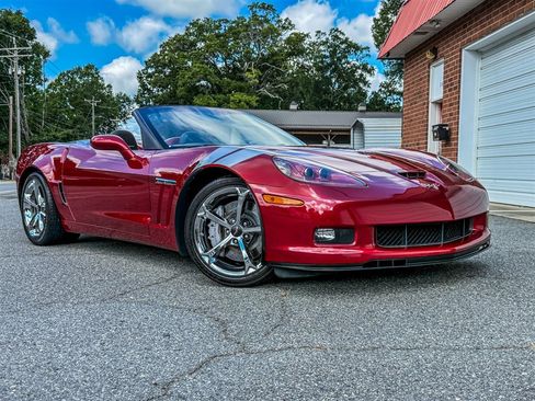 Used 2010 Chevrolet Corvette Grand Sport w/ Preferred Equipment Group RWD image 31