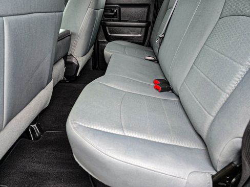 Used 2014 RAM 1500 Express image 26