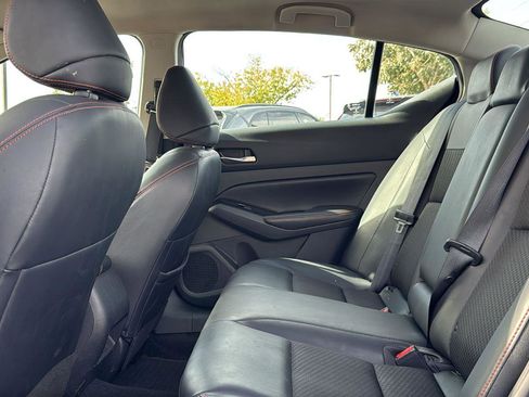 Used 2023 Nissan Altima 2.5 SR image 22