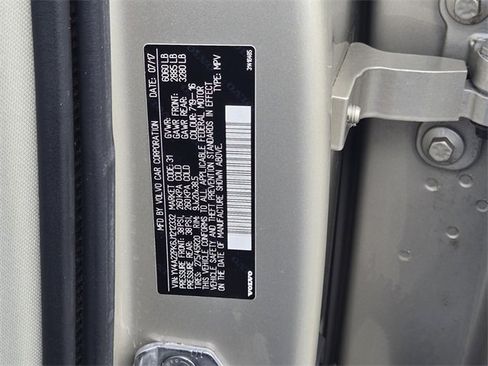 Used 2018 Volvo XC90 T6 Momentum w/ Convenience Package image 17