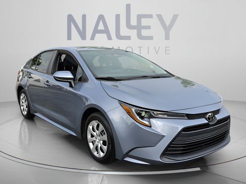 Used 2023 Toyota Corolla LE FWD image 7