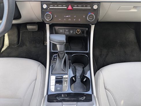Used 2025 Hyundai Tucson SEL FWD image 18