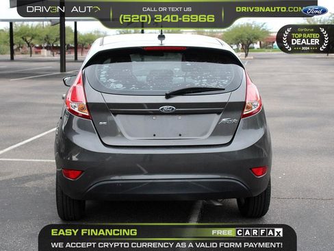 Used 2017 Ford Fiesta SE image 6