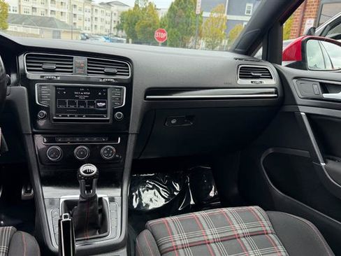 Used 2016 Volkswagen GTI S FWD image 20