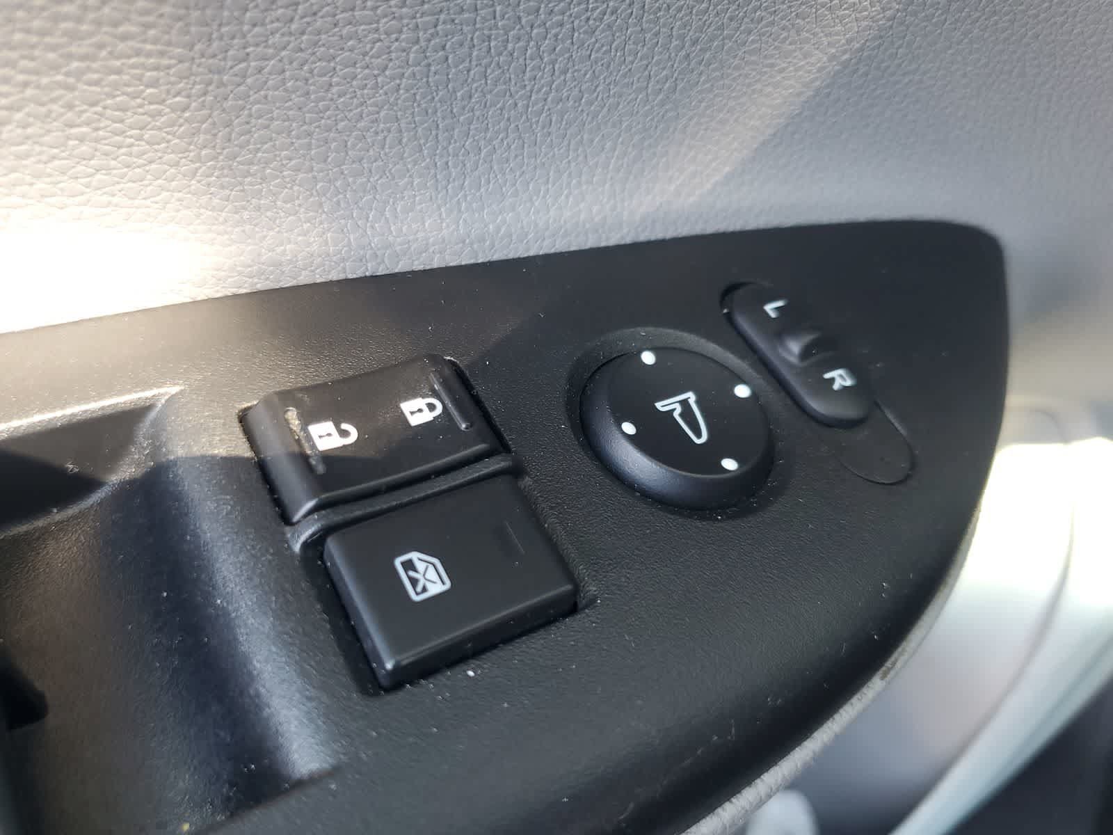 Used 2013 Honda Accord EX image 25