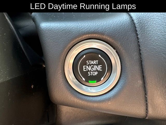 Used 2022 Chevrolet Tahoe Premier AWD/4WD image 15