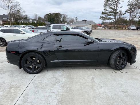 Used 2010 Chevrolet Camaro SS w/ RS Package image 4
