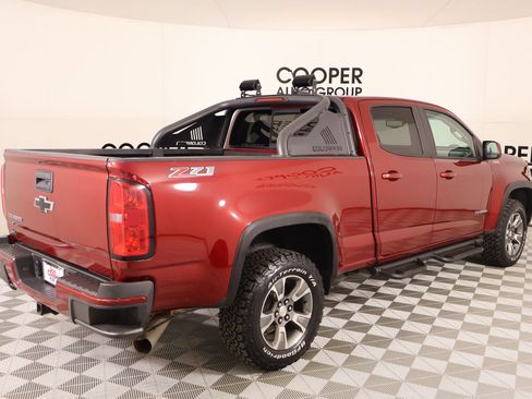 Used 2018 Chevrolet Colorado Z71 w/ LPO, Premium Interior Package AWD/4WD image 22