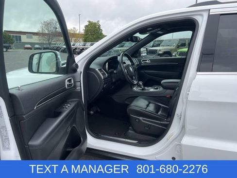 Used 2022 Jeep Grand Cherokee Limited AWD/4WD image 11