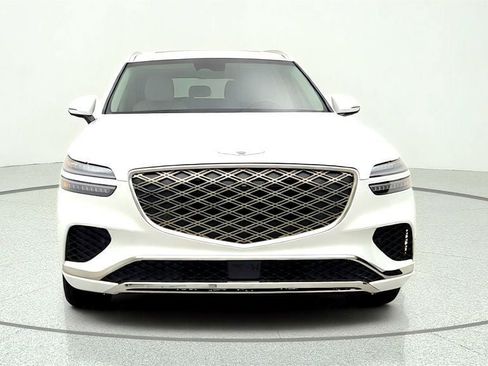 Used 2026 Genesis GV70 2.5T Advanced AWD/4WD image 2