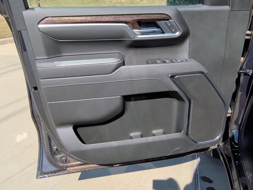 New 2025 GMC Sierra 1500 Elevation AWD/4WD image 10
