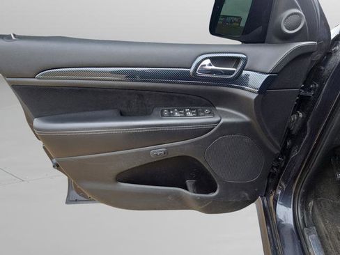 Used 2015 Jeep Grand Cherokee SRT w/ Trailer Tow Group IV AWD/4WD image 43