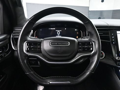 Used 2022 Jeep Grand Wagoneer Series II AWD/4WD image 25
