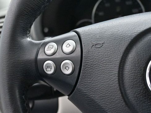 Used 2007 Mercedes-Benz C 230 Sedan image 26