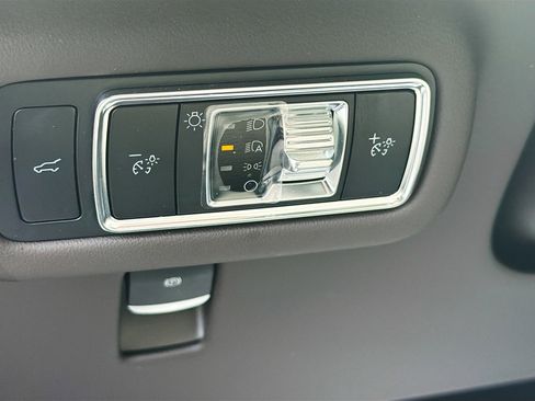 Used 2024 Lincoln Nautilus Black Label AWD/4WD image 10