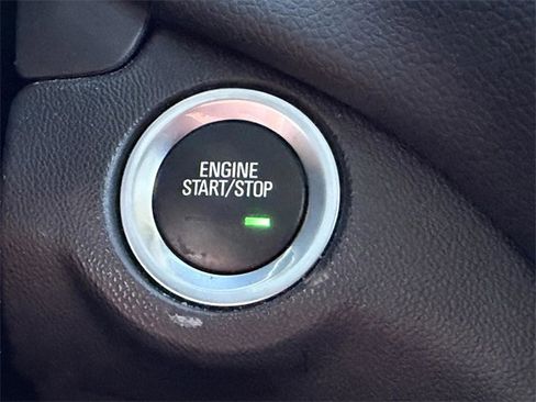 Certified 2021 Chevrolet Equinox LT image 20