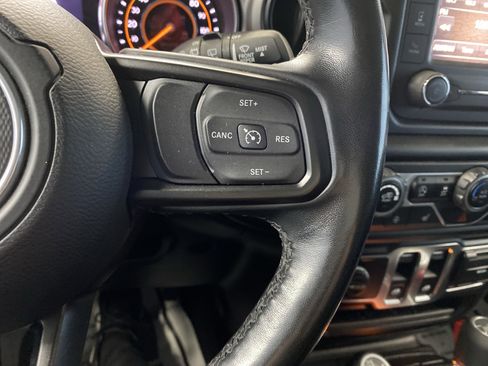 Certified 2020 Jeep Wrangler Sport image 19