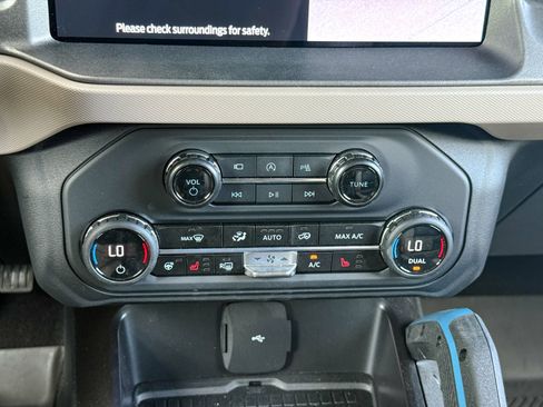 Used 2024 Ford Bronco Wildtrak AWD/4WD image 25