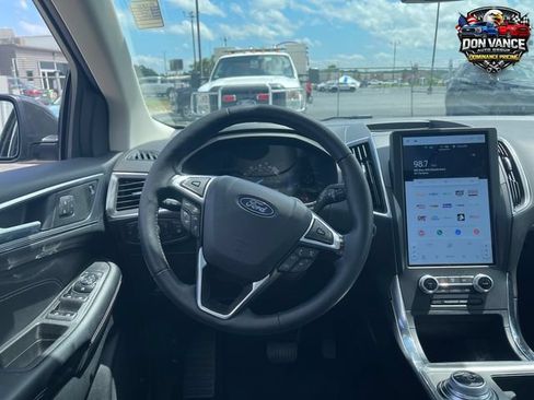 Used 2024 Ford Edge Titanium w/ Equipment Group 301A AWD/4WD image 13