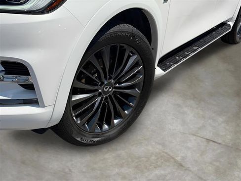 Used 2020 INFINITI QX80 Luxe w/ Edition 30 Package RWD image 6