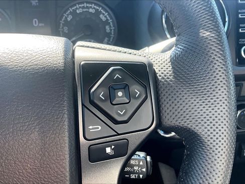 Used 2021 Toyota Tacoma TRD Off-Road w/ Technology Package AWD/4WD image 24