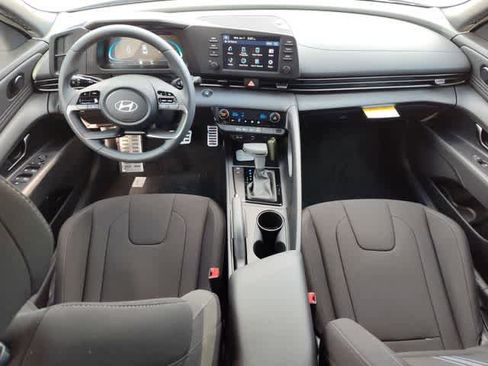 New 2026 Hyundai Elantra Sport FWD image 13