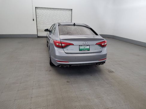 Used 2017 Hyundai Sonata Limited 2.0T w/ Cargo Package FWD image 6