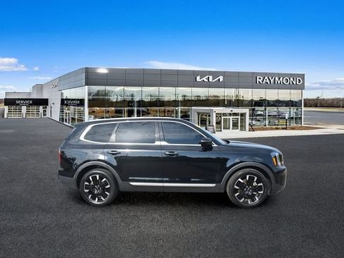 Certified 2023 Kia Telluride SX Prestige AWD/4WD image 2