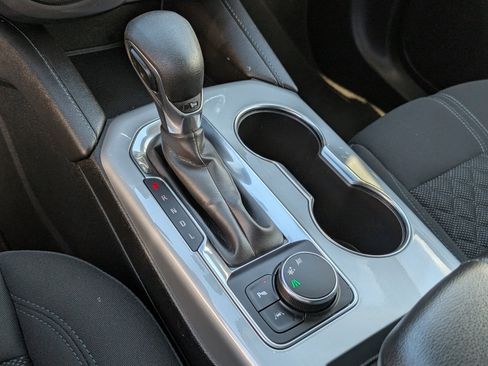 Used 2022 Chevrolet Blazer LT image 16